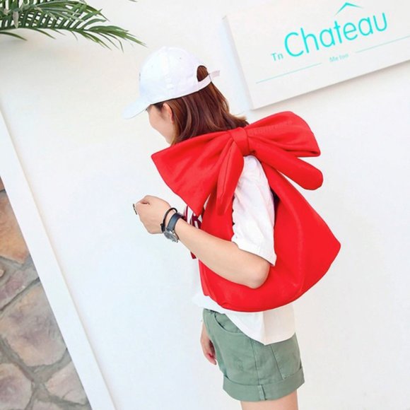 Red Bow Statement Bag - Picture 3 of 4